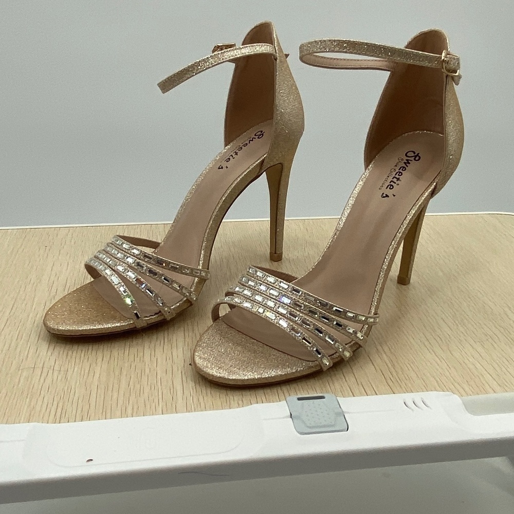 Sweeties Shoe Collections Size 9 - Picture 1 of 7